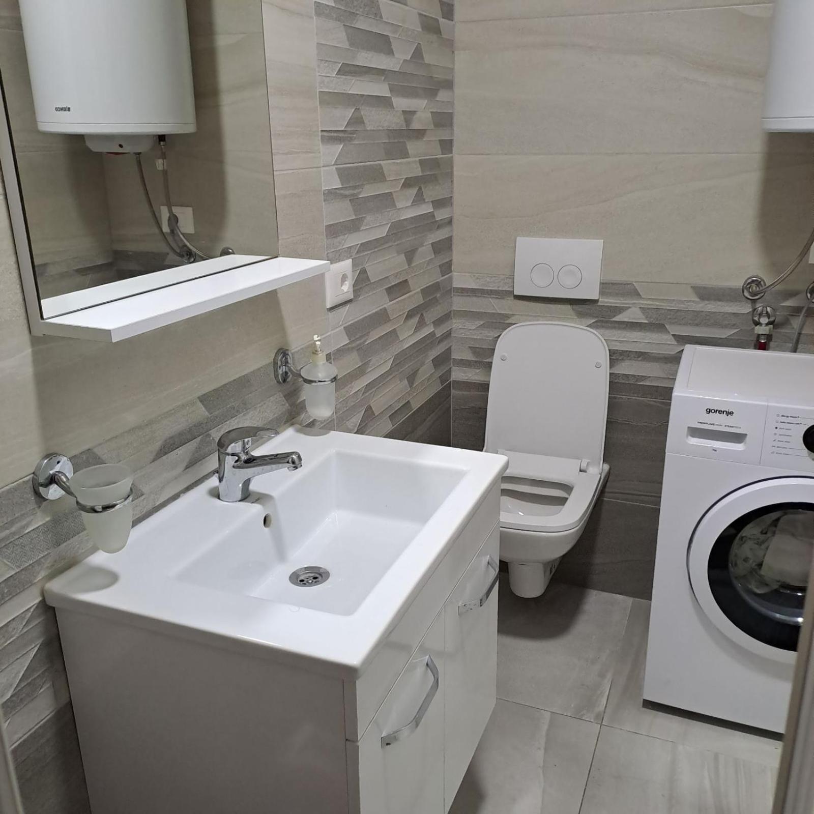 Rines Apartment Ohrid Bagian luar foto
